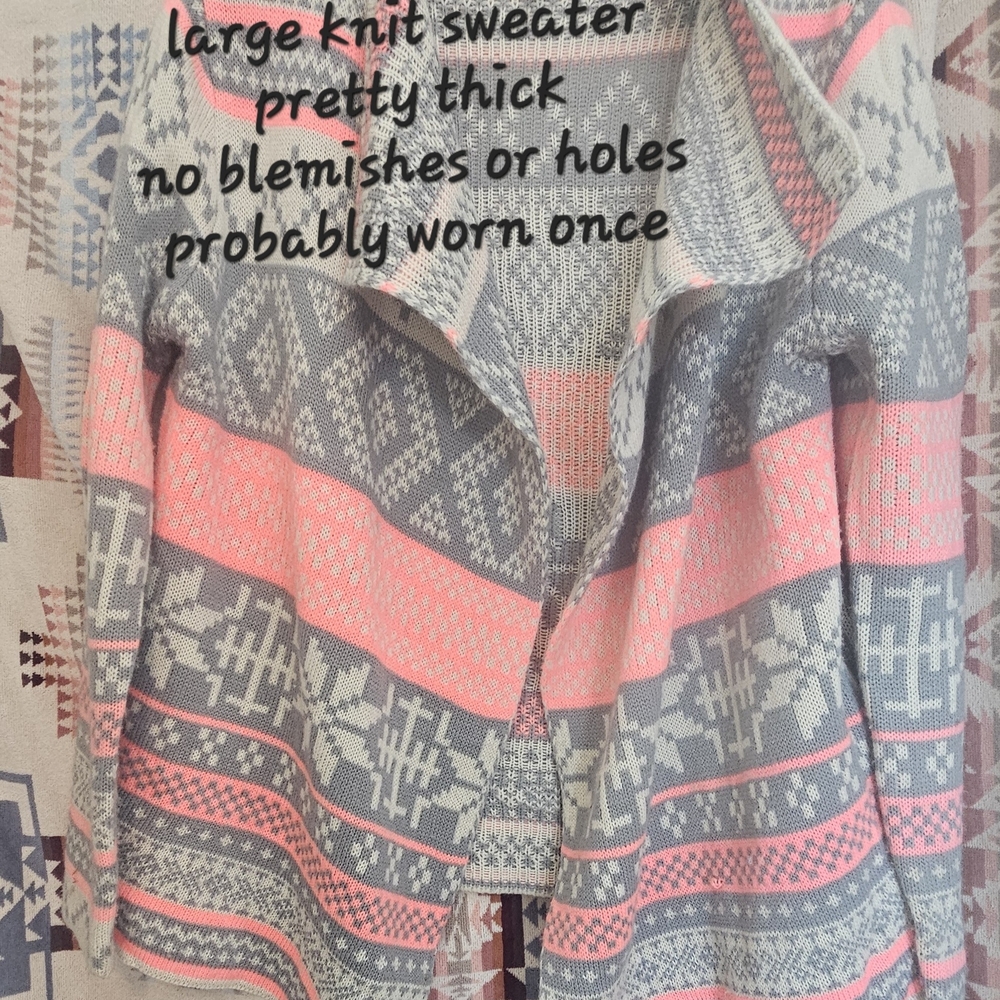 Gray and Pink Women's Sweater